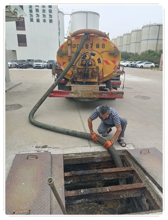 谢家集隔油池清掏